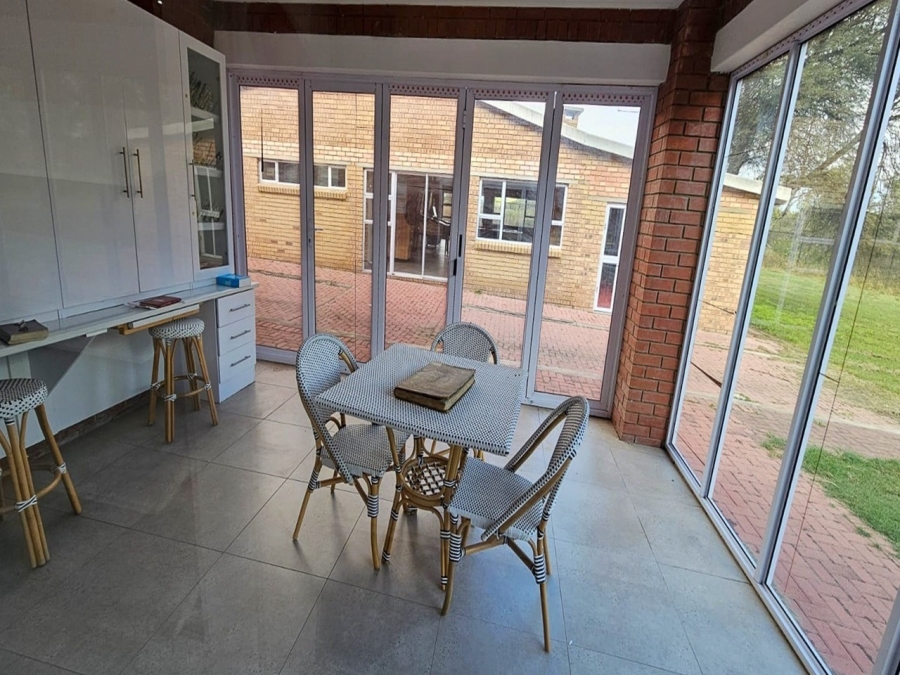 10 Bedroom Property for Sale in Parys Free State